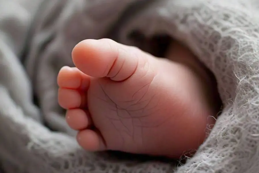 നവജാതശിശുവിന്റെ വൈകല്യം: ഡോക്ടർമാർക്ക് പിഴവില്ല, താക്കീത് മതിയെന്ന് ആരോഗ്യവകുപ്പിന്റെ റിപ്പോർട്ട്