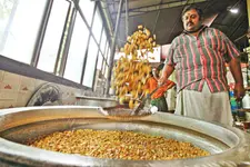 148-ൽനിന്ന് 80-ലേക്ക്;നാലുകൂട്ടം പായസവും കറിക്കൂട്ടുകളുമുള്ള അടുക്കളയിൽനിന്ന് ഭാരംകുറച്ച പാചകവിദഗ്ധൻ