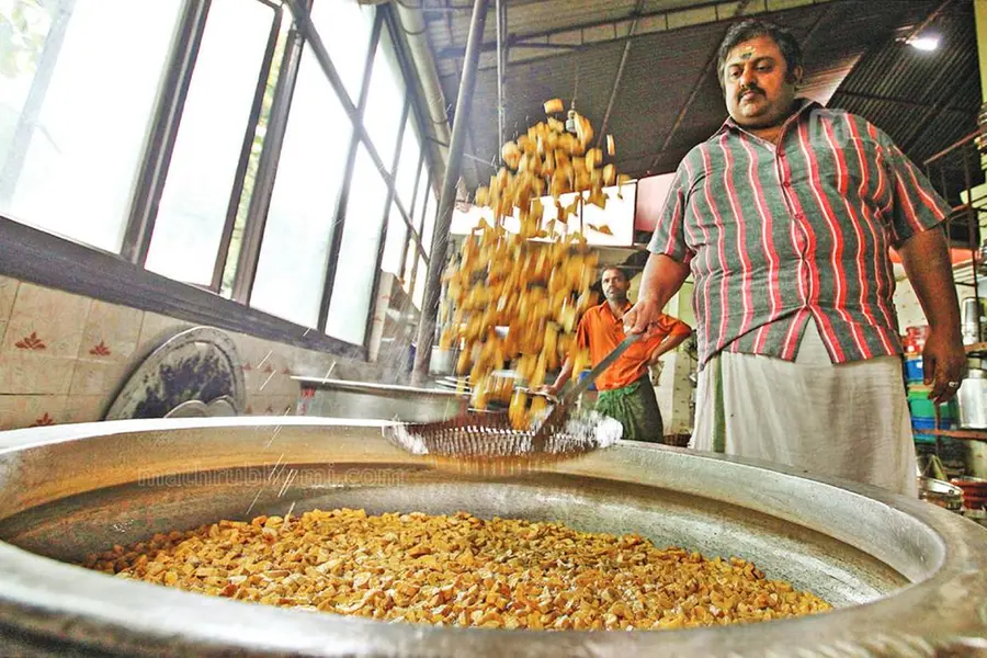 148-ൽനിന്ന് 80-ലേക്ക്;നാലുകൂട്ടം പായസവും കറിക്കൂട്ടുകളുമുള്ള അടുക്കളയിൽനിന്ന് ഭാരംകുറച്ച പാചകവിദഗ്ധൻ