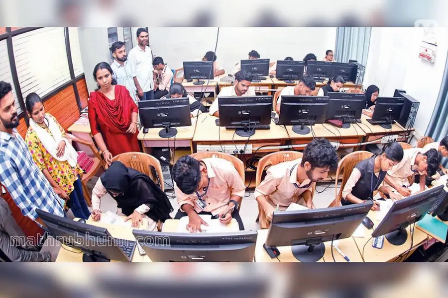 2012ൽ വിദ്യാർഥി, ഇപ്പോൾ അധ്യാപകൻ; വഴികാട്ടിയായി അനസ് മാഷുണ്ട്, പോളിയിലെ കുട്ടികൾ വേറെ ലെവലാണ്