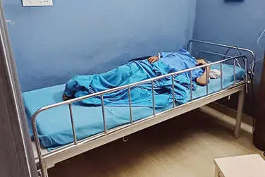 തടഞ്ഞ കാട്ടാനയെയും മറികടന്ന് ഇൻക്വസ്റ്റിനെത്തി; മരിച്ചെന്നറിഞ്ഞെത്തിയ പോലീസ് കണ്ടത് ജീവന്റെ തുടിപ്പ്