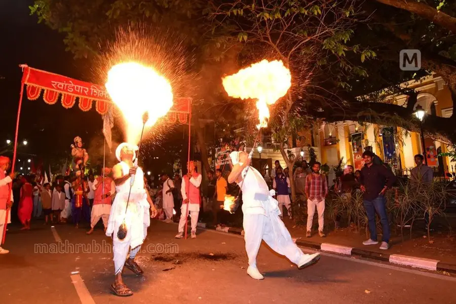 പനജി വീഥികളിൽ കൗതുകമായി ഐ.എഫ്.എഫ്.ഐ പരേഡും സ്കെെ ലാന്റേൺ മത്സരവും
