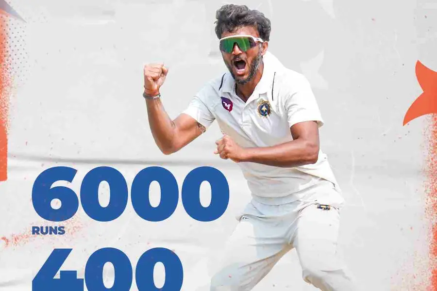 രഞ്ജിയിൽ ചരിത്രം കുറിച്ച് ജലജ് സക്സേന; 400 വിക്കറ്റും 6000 റൺസും നേടുന്ന ആദ്യ താരം