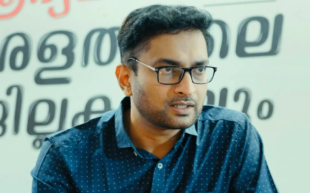 എന്. പ്രശാന്ത് ഐഎഎസ് | Photo: facebook.com/prasanthnair.ias