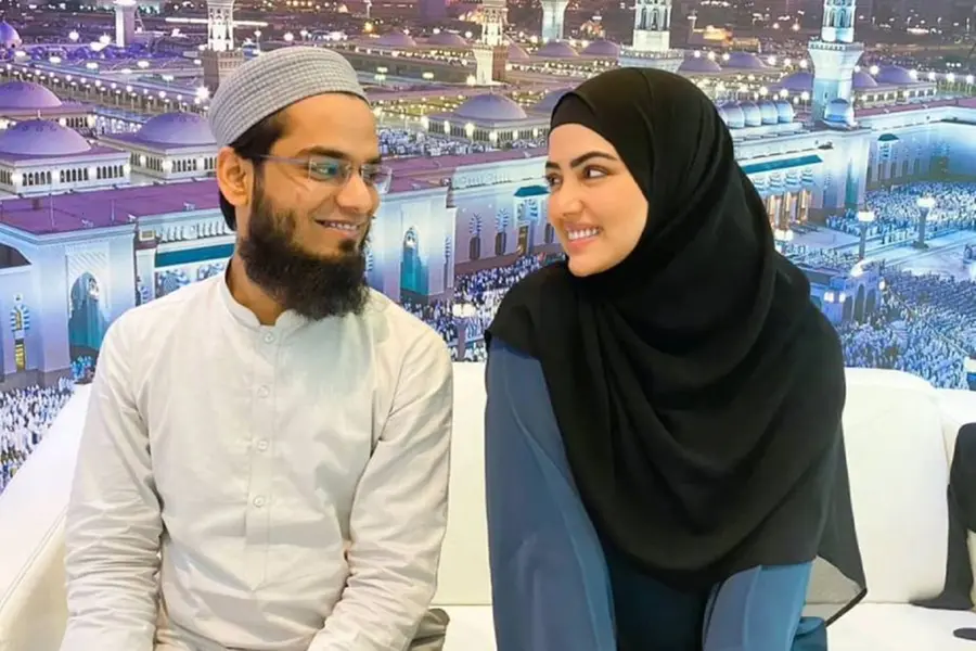 സനയ്ക്കും അനസ് സെയ്ദിക്കും ആൺകുഞ്ഞ് പിറന്നു; ദൈവത്തിന് നന്ദി പറഞ്ഞ് ഇൻസ്റ്റഗ്രാം കുറിപ്പ്