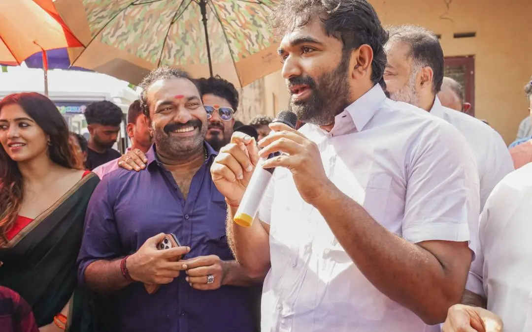 ചാണ്ടി ഉമ്മനും കോട്ടയം നസീറും