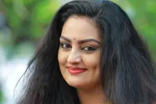 അശ്ലീലം പറഞ്ഞാൽ ആ നിമിഷം പ്രതികരിക്കണം, ഒരു വർഷം കഴിഞ്ഞ് പറയുന്നത് മോശമാണ്- നടി സുചിത്ര