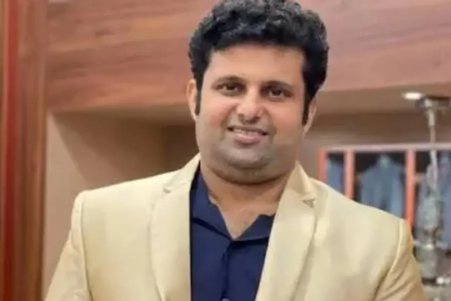 മാസിക വിൽക്കാനെത്തിയ യുവതിയെ ബലാത്സംഗം ചെയ്ത കേസ്; വില്ലേജ് ഓഫീസർക്ക് 10 വർഷം തടവ്