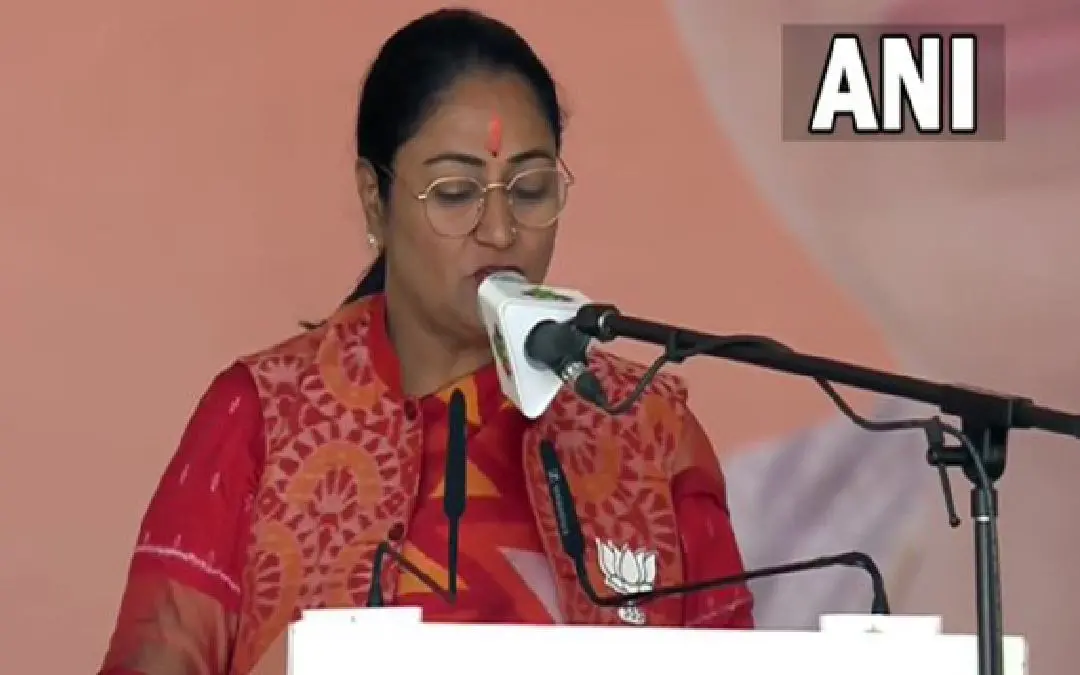 രേഖാഗുപ്ത സത്യപ്രതിജ്ഞ ചെയ്ത് അധികാരമേൽക്കുന്നു| photo:ANI