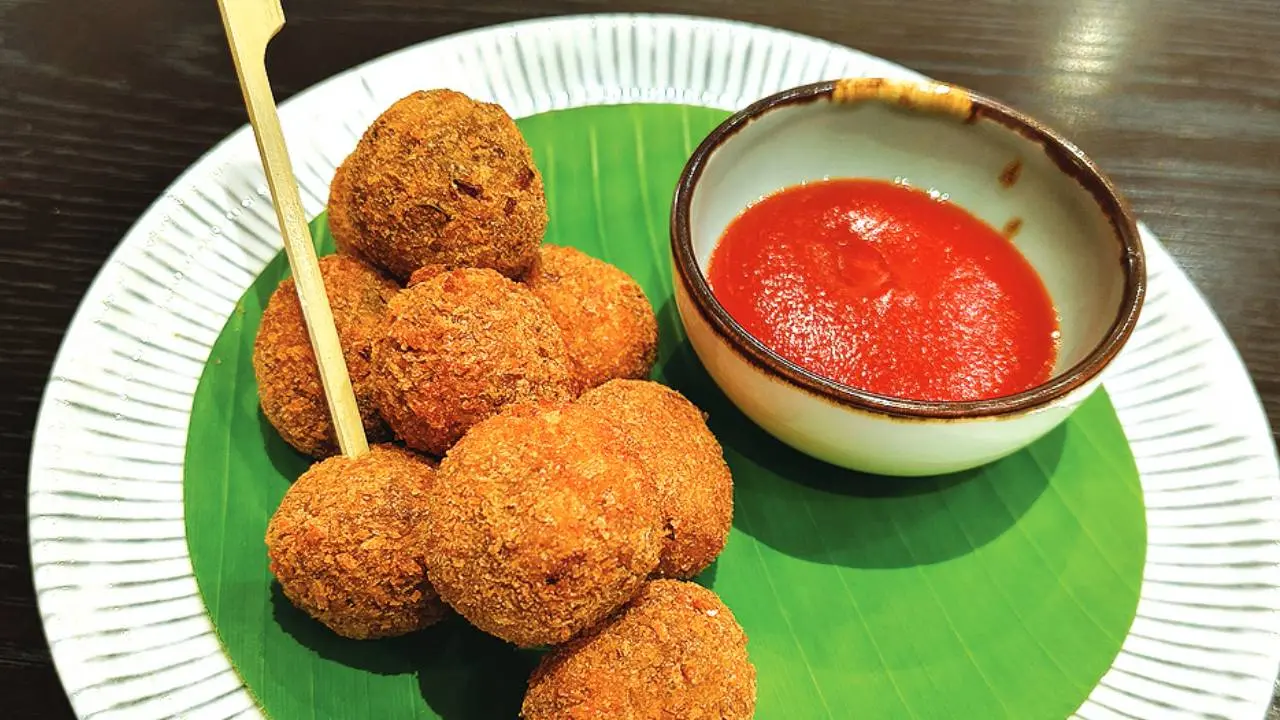 കസാവ മട്ടന് ഡംപ്ലിങ്സ്