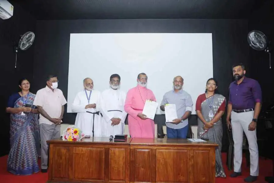 കോട്ടയത്ത് അത്യാധുനിക ക്രിക്കറ്റ് സ്റ്റേഡിയവുമായി KCA; സി.എം.എസ് കോളജുമായി ധാരണപത്രം ഒപ്പുവെച്ചു