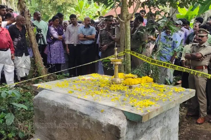 മനുഷ്യരുടെ മരണത്തേയും അമാനുഷരുടെ സമാധിയേയും എങ്ങനെ കൈകാര്യം ചെയ്യും?