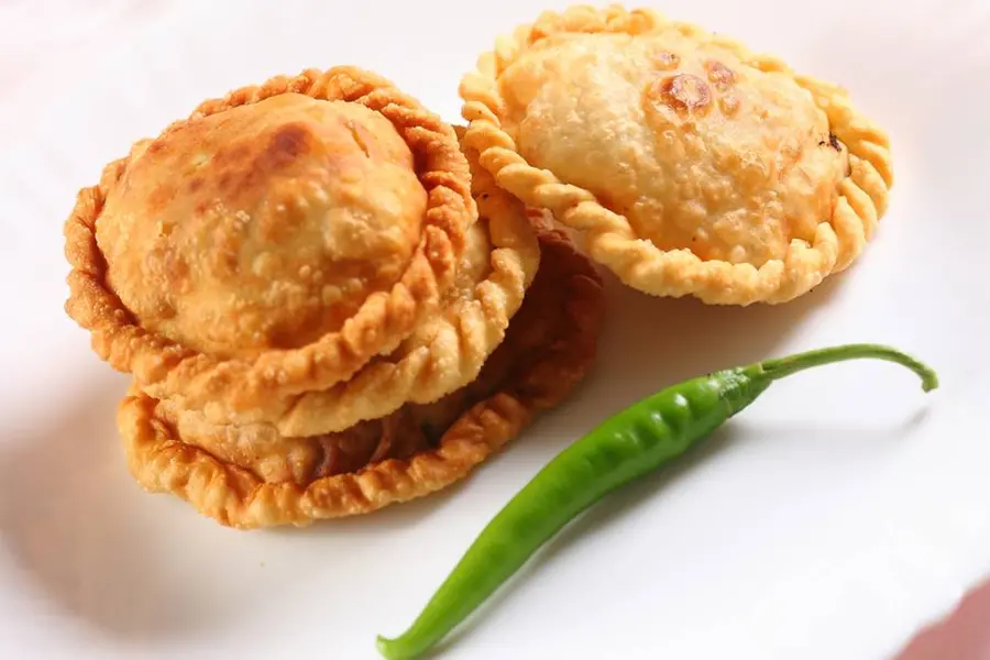 ഇഫ്താറിന് തയ്യാറാക്കാം ഇറച്ചിപ്പത്തിരി