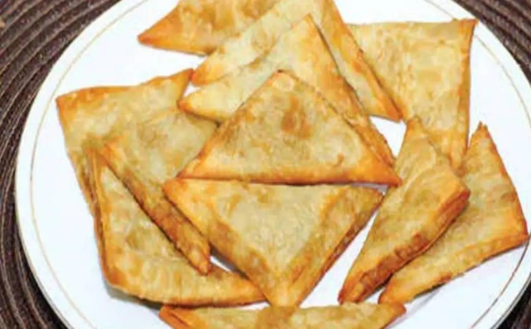 ചിക്കന് ചട്നി സമൂസ