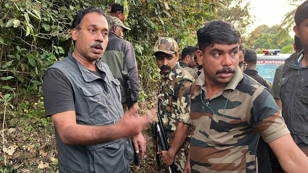 ഫോറസ്റ്റ് സംഘം സജ്ജമാവുന്നു | ഫോട്ടോ: ഷഹീർ സി.എച്ച്.