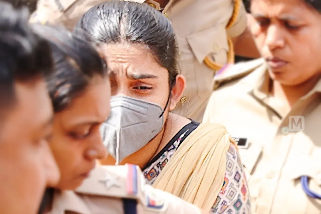 മൊഴികളില്‍ പിടിച്ചുകയറി പോലീസ് തെളിയിച്ചു; ഷാരോണിനെ വിഷം നല്‍കി കൊന്നതാണെന്ന്