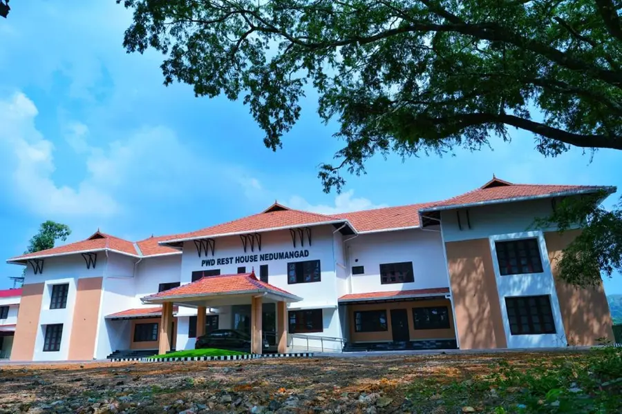 മൂന്നുവർഷത്തിനിടെ 20 കോടി അധികവരുമാനം, 3 ലക്ഷത്തിലേറെ ബുക്കിങ്; ഹൗസ്ഫുള്ളായി 'പീപ്പിൾസ് റസ്റ്റ്ഹൗസ്'