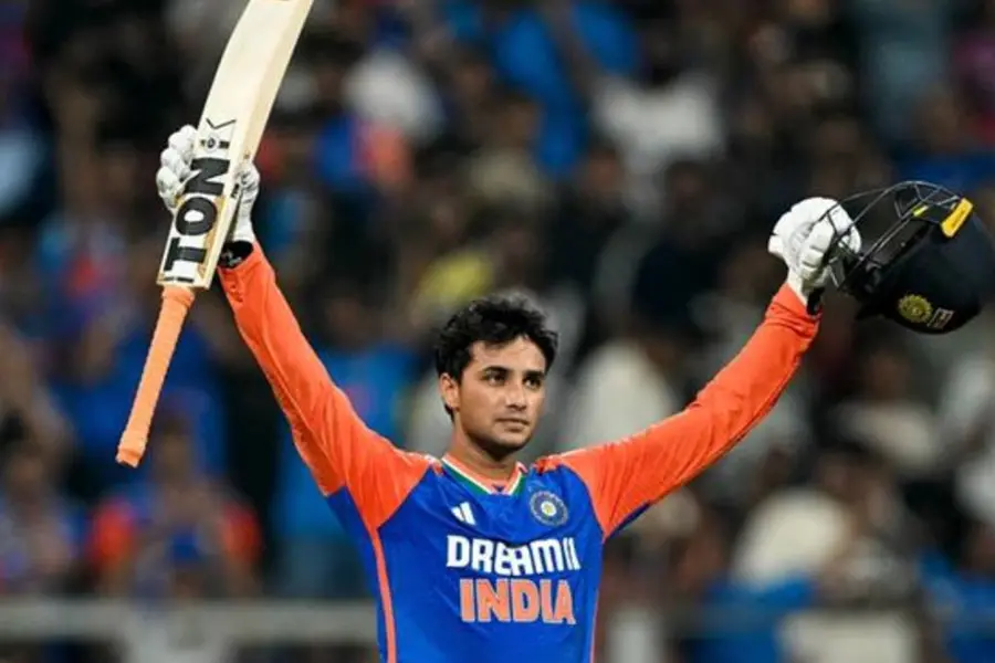 BCCI വാര്ഷിക കരാര്; അഭിഷേക് ശര്മ ഇടംപിടിച്ചേക്കും, ശ്രേയസ്സ് അയ്യര് തിരിച്ചെത്താനും സാധ്യത