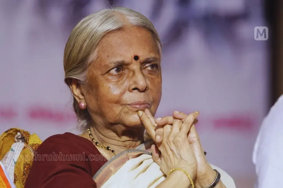 സുഗതകുമാരിയുടെ ഓർമയിൽ വിദ്യാലയങ്ങളിൽ ഉയരും 126 സൂക്ഷ്മവനം