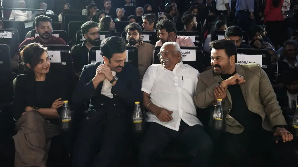 മഞ്ജുവാര്യർ, പൃഥ്വിരാജ് സുകുമാരൻ, മോഹൻലാൽ എന്നിവർക്കൊപ്പം ഗോകുലം ഗോപാലൻ | Photo: Special Arrangement