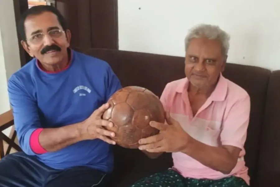 'അന്ന് പ്രതിരോധഭടന്മാരെ പുഷ്പംപോലെ വകഞ്ഞുമാറ്റിയ നജീമുദ്ദീൻ, ഇന്ന് കളി കണ്ടപ്പോൾ കണ്ണുനിറഞ്ഞു'