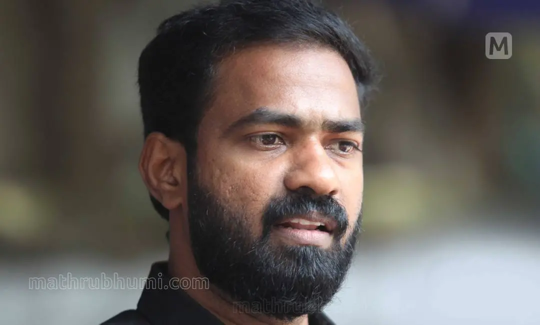 വി.കെ സനോജ്