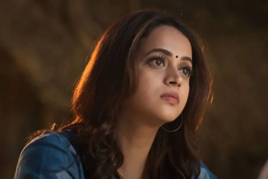 12 വർഷത്തിനുശേഷം ഭാവന തമിഴിൽ; ആക്ഷൻ ഹൊറർ ത്രില്ലറായി 'ദി ഡോർ'; ട്രെയിലർ റിലീസ് ചെയ്തു