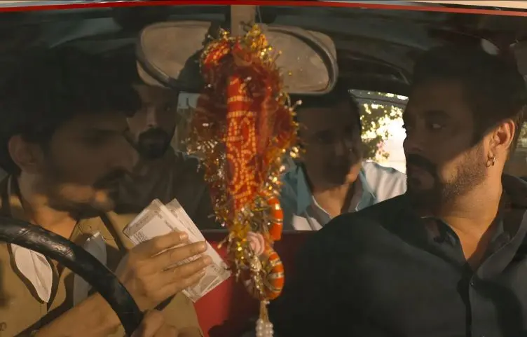 സിക്കന്ദറില് പിശക് ഉണ്ടെന്ന സാമൂഹികമാധ്യമങ്ങളിലെ ഉപയോക്താക്കള് ചൂണ്ടിക്കാട്ടിയ രംഗം