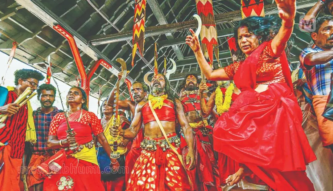 ഉറഞ്ഞുതുള്ളുന്ന കോമരം