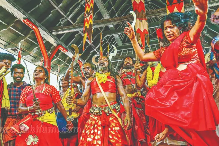 ഭരണിയുടെ ദേശങ്ങള്; ദേവിയെ ആവാഹിച്ചെത്തുന്ന സ്ത്രീകളും ഉറഞ്ഞുതുള്ളും