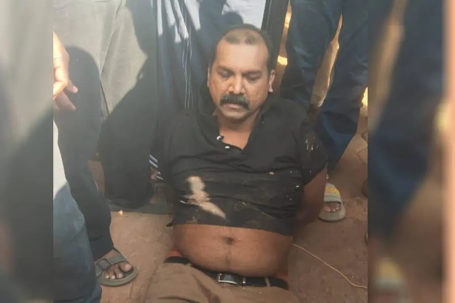 ഭാര്യയെ ബാങ്കിലെത്തി വെട്ടി ഭര്‍ത്താവ്; ഗുരുതര പരിക്ക്, പ്രതിയെ നാട്ടുകാര്‍ പിടികൂടി