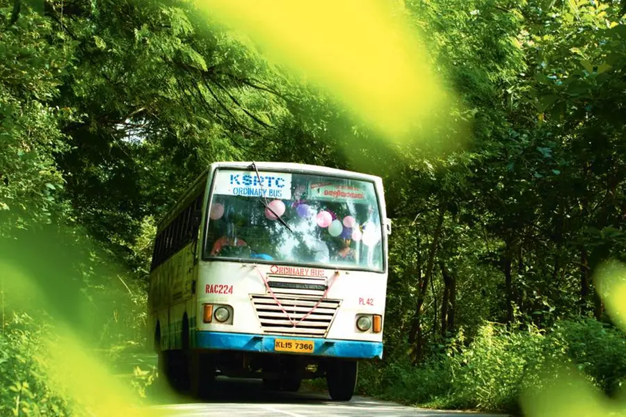 കെഎസ്ആര്‍ടിസി ബസുകളിലെ ടൂറുകള്‍ ഇനി അതിര്‍ത്തി കടക്കും; ഊട്ടി മുതല്‍ ധനുഷ്‌കോടി വരെ പരിഗണനയില്‍