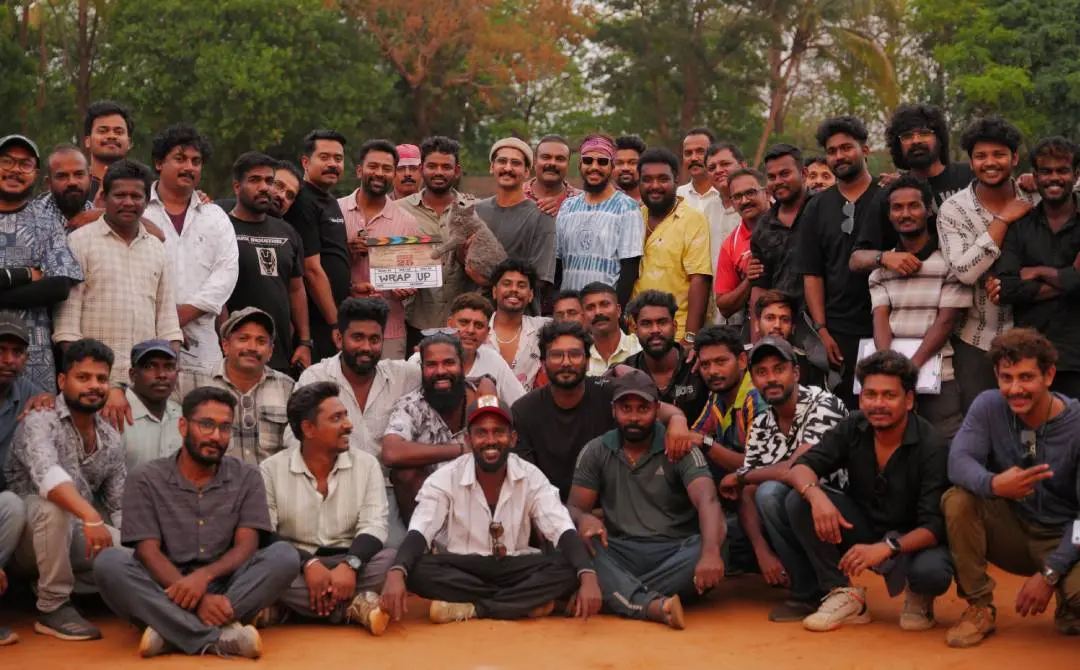 ചിത്രത്തിന്റെ പാക്കപ്പ് വേളയില്‍നിന്നുള്ള ദൃശ്യം