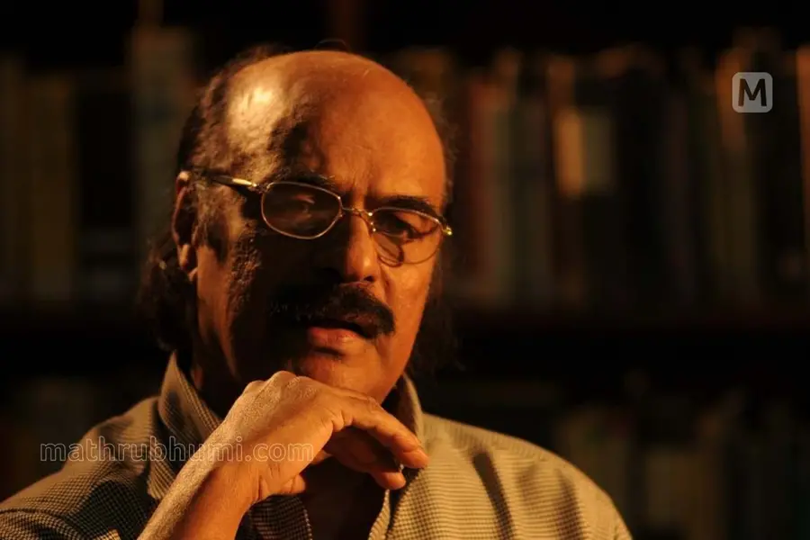 ഗ്ലാമറിന്റെ ചില്ലുജാലകങ്ങള് എറിഞ്ഞുടച്ച് പകര്ന്നാടിയ നടന്; ഭരത് ഗോപിയുടെ ഓര്മയ്ക്ക് 17 വയസ്സ്