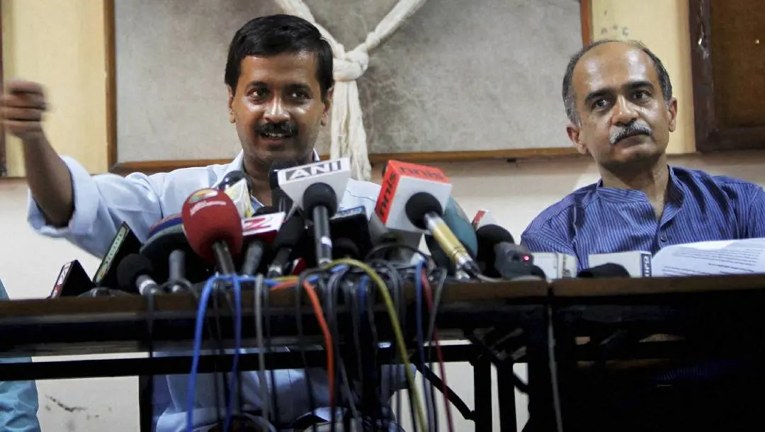 അരവിന്ദ് കെജ്രിവാളും പ്രശാന്ത് ഭൂഷനും | Photo: PTI