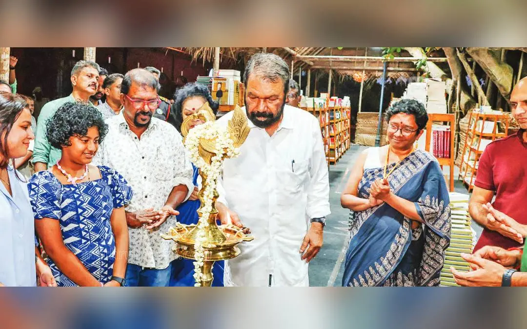 ചടങ്ങില്‍നിന്ന്‌