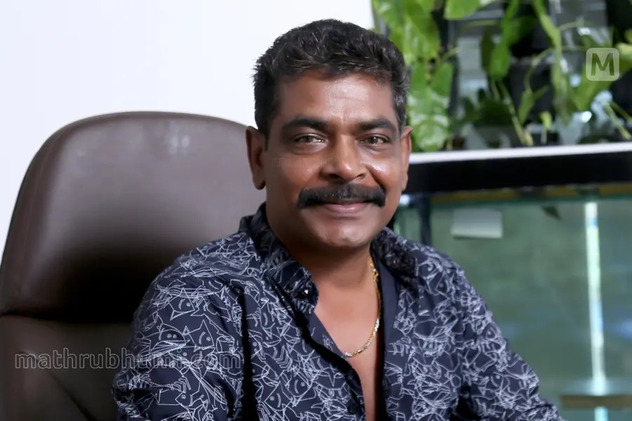 'ലൂസിഫറി'ൽ വ്യക്തതവേണം; പൃഥ്വിരാജിന് പിന്നാലെ ആന്റണി പെരുമ്പാവൂരിനും ആദായനികുതി വകുപ്പിന്റെ നോട്ടീസ്