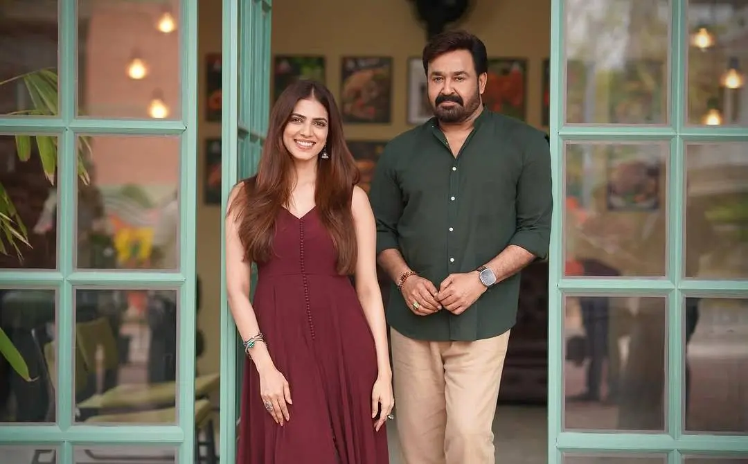 മാളവികയും മോഹൻലാലും | ഫോട്ടോ: Instagram