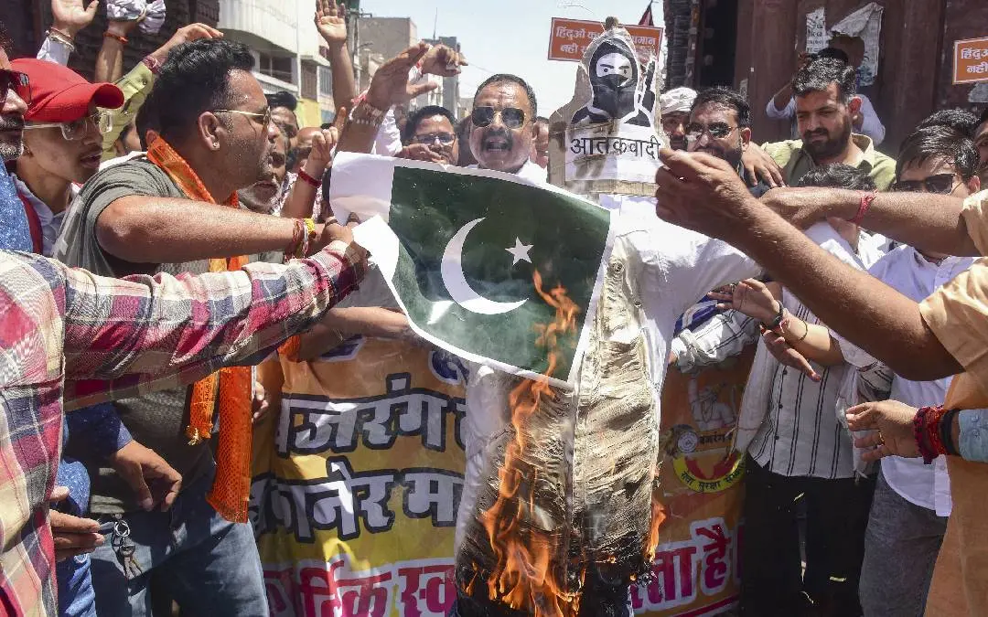 രാജസ്ഥാനിൽ പാകിസ്താനെതിരായ പ്രതിഷേധം | Photo: PTI