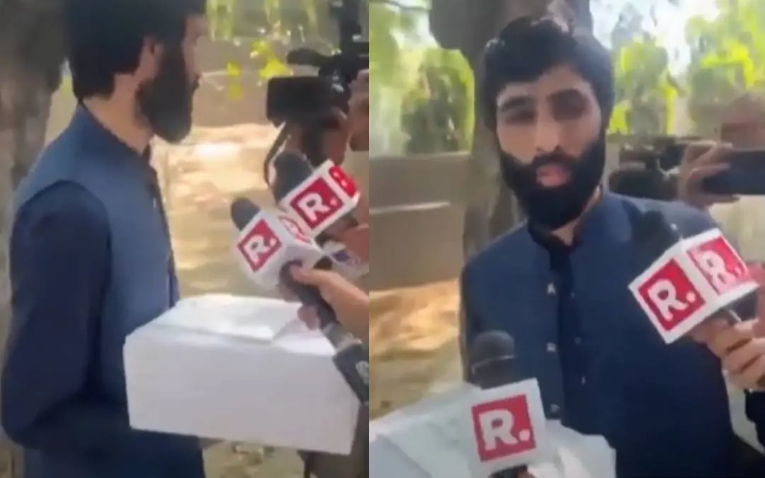 പാക് ഹൈക്കമ്മിഷനിലേക്ക് കേക്കുമായി പോകുന്ന ജീവനക്കാരൻ