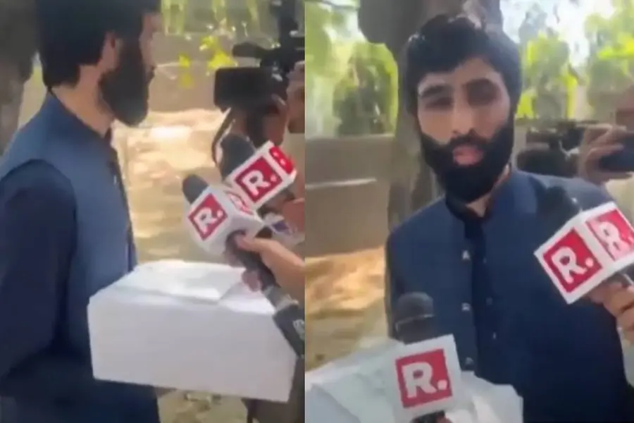 പാക് ഹൈക്കമ്മീഷനിലേക്ക് കേക്കുമായി ജീവനക്കാരൻ; ആഘോഷം എന്തെന്ന ചോദ്യത്തിന് മറുപടിയില്ല, പ്രതിഷേധം
