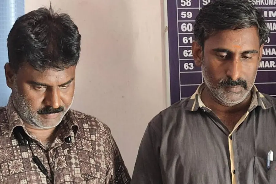 ചെന്നൈ-കൊല്ലം എക്സ്പ്രസിൽനിന്ന് പിടിച്ചെടുത്തത് 34 ലക്ഷം രൂപ; രണ്ട് തമിഴ്നാട് സ്വദേശികൾ പിടിയിൽ