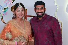 ഞങ്ങളുടെ മകൻ വിനോദോപാധിയല്ല, ഞങ്ങളെത്തിയത് ജസ്പ്രീതിനെ പിന്തുണയ്ക്കാൻ മാത്രം-സഞ്ജന