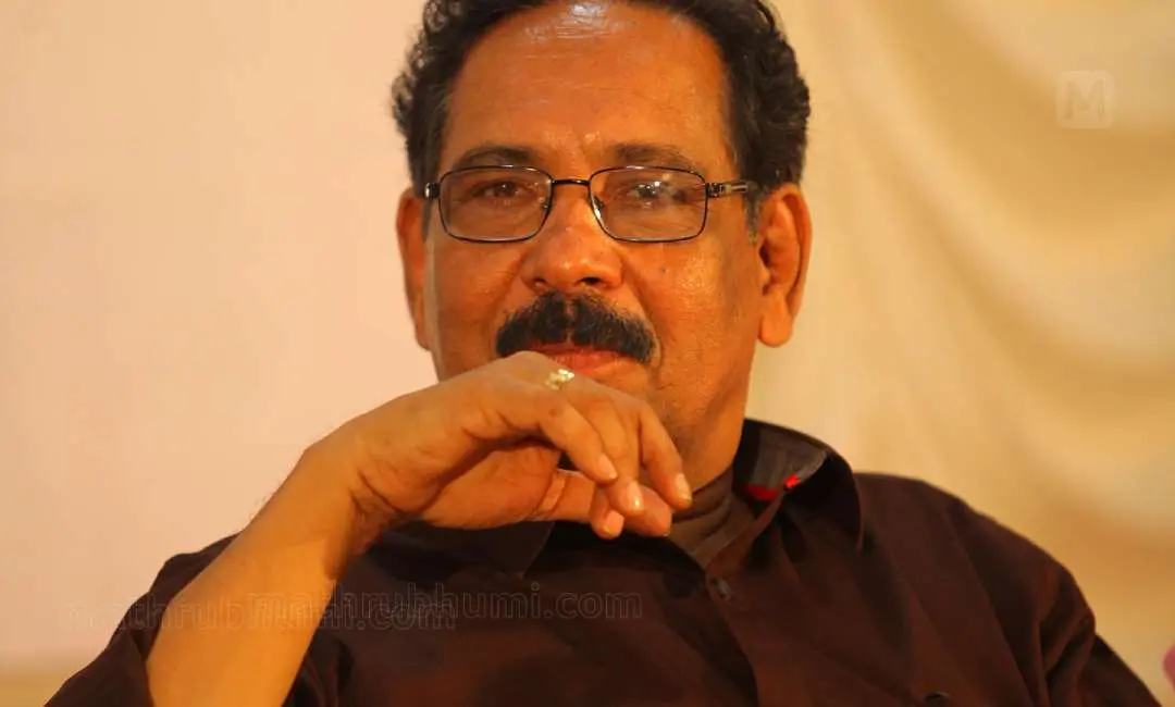 ആലങ്കോട് ലീലാകൃഷ്ണന്