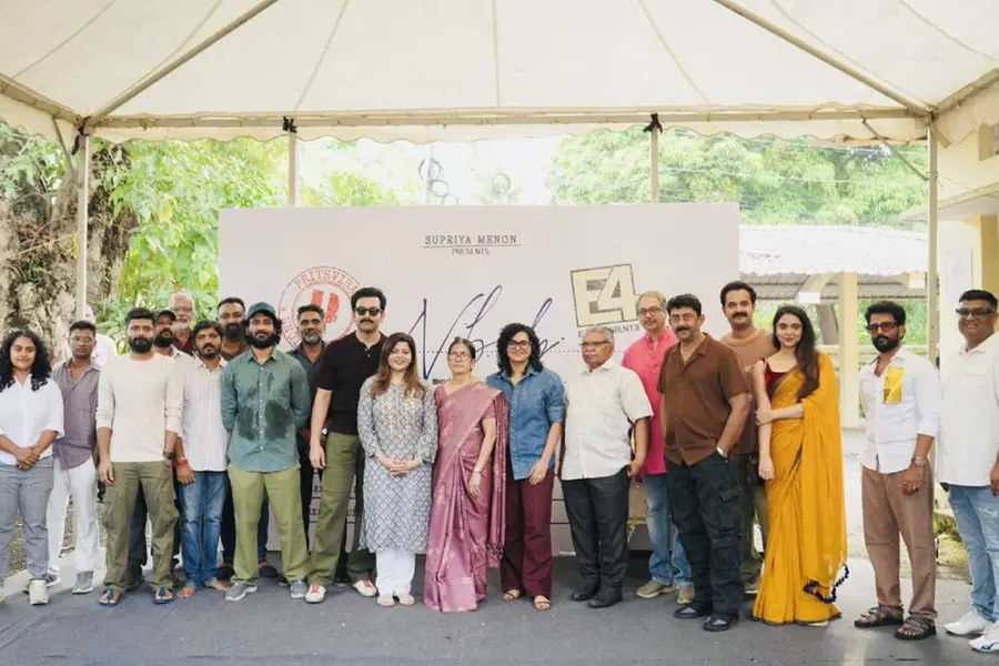 പൃഥ്വിരാജും പാര്വതിയും വീണ്ടും ഒന്നിക്കുന്നു; നിസാം ബഷീര് ചിത്രം 'നോബഡി' ആരംഭിച്ചു