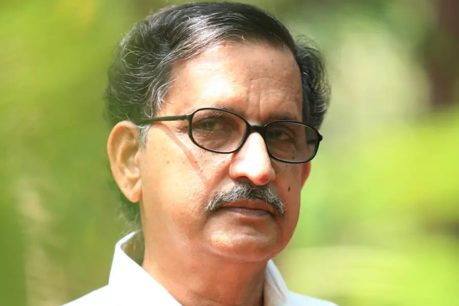 അധ്യാപകനും ഭാഷാപണ്ഡിതനുമായ ടി.ബി. വേണുഗോപാലപ്പണിക്കര്‍ അന്തരിച്ചു