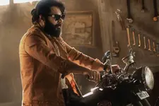 Bazooka Review | മാസിന് പുതിയ നിർവചനം, ഞെട്ടിച്ച് മമ്മൂട്ടി; വൻ തിയേറ്റർ കാഴ്ചയാണ് 'ബസൂക്ക'