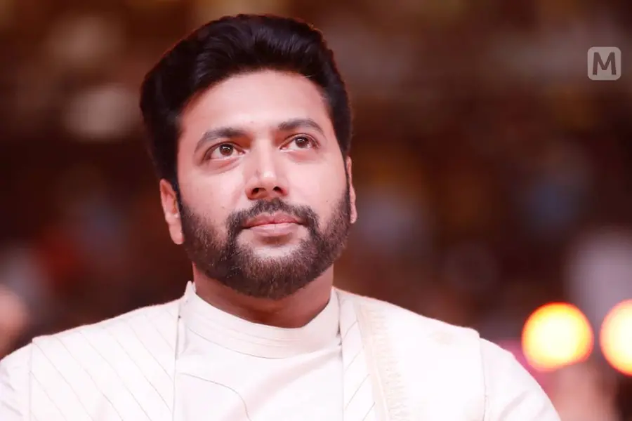 വാടകവീട്ടിലാണ് താമസമെന്ന് രവി മോഹൻ, കോടികൾ വാങ്ങുന്നയാൾ ഇങ്ങനെ സംസാരിക്കരുതെന്ന് സോഷ്യൽ മീഡിയ