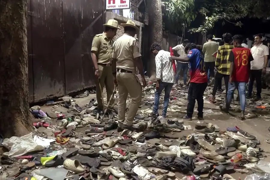 ബെംഗളൂരു ദുരന്തം; കര്ണാടക ക്രിക്കറ്റ് അസോസിയേഷനിലെ ഉന്നത ഉദ്യോഗസ്ഥര് രാജിവച്ചു
