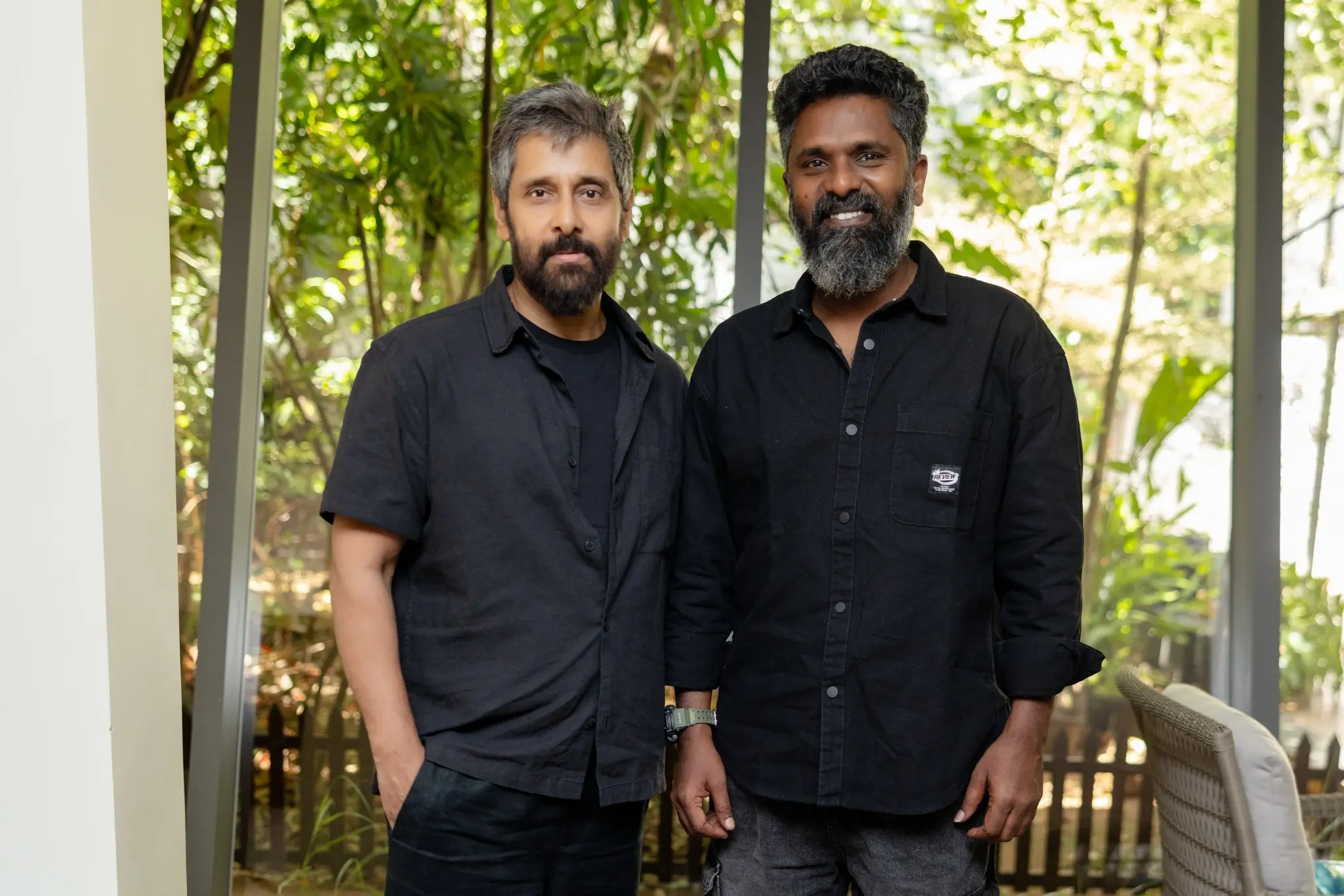 നടന് വിക്രം, സംവിധായകന് സി. പ്രേംകുമാര്.|photo credit: @VelsFilmIntl